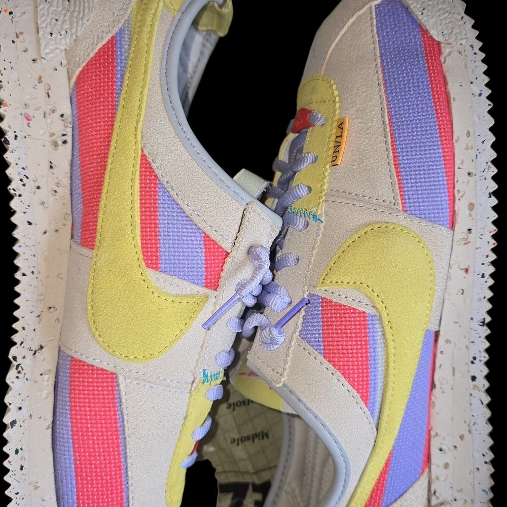 Nike Multicolor Athletic Shoes/ Will Trade